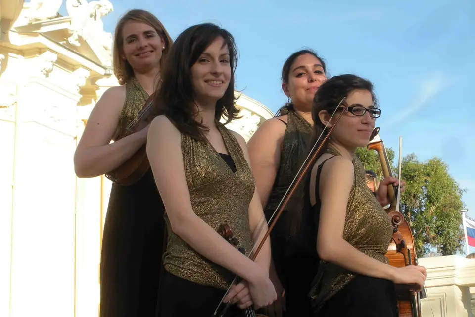 Lady's Orchestra — photo 1