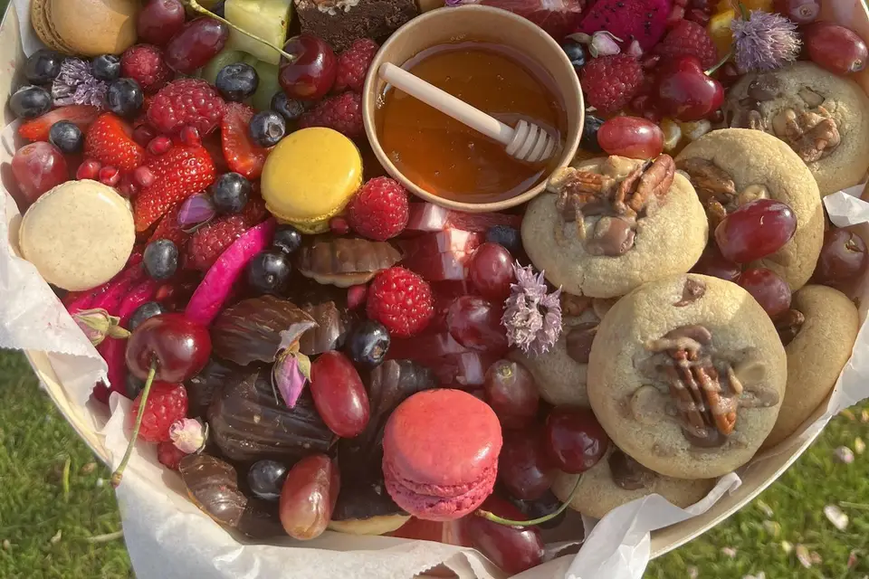 Grazing Tables & Platters — photo 5