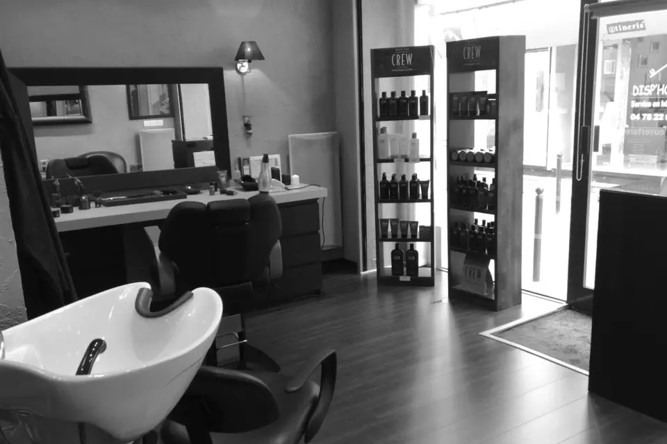 Figaro Barber - Coiffeur et barbier — photo 5