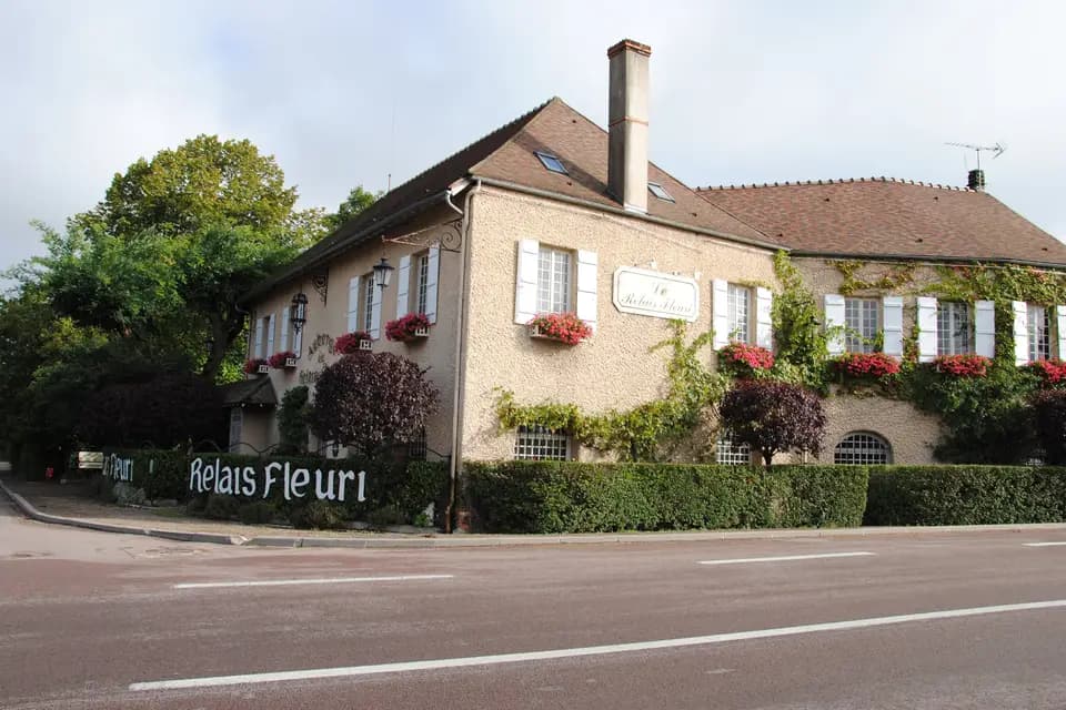 Le Relais Fleuri — photo 1