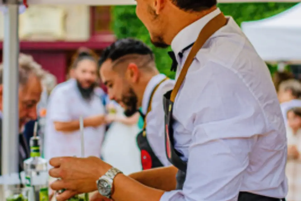 Home bar — photo 1