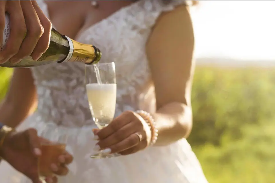 Gradient Wedding — photo 3