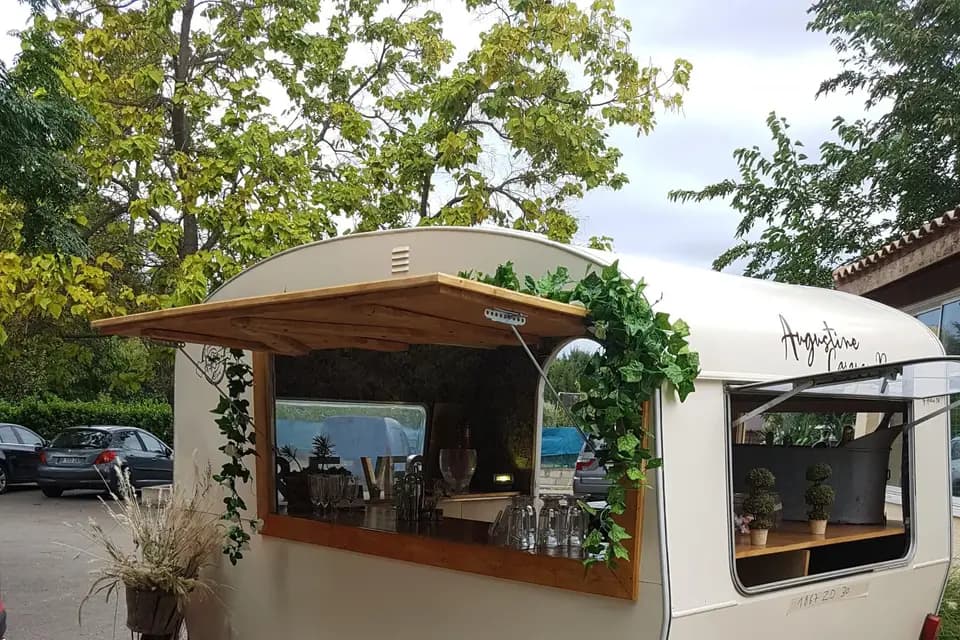 AugustineCaravanBar by Atelier 174 — photo 3