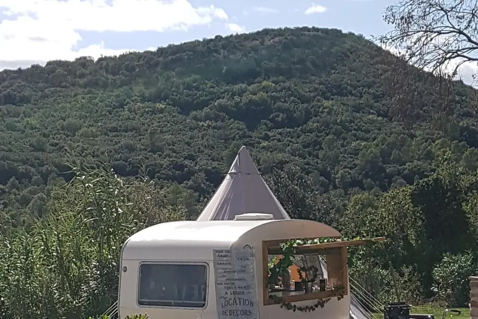 AugustineCaravanBar by Atelier 174 — photo 6