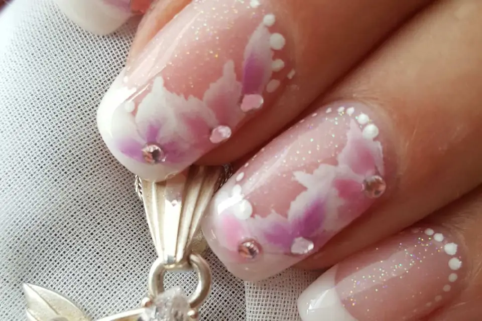 Les Ongles de Julie — photo 1