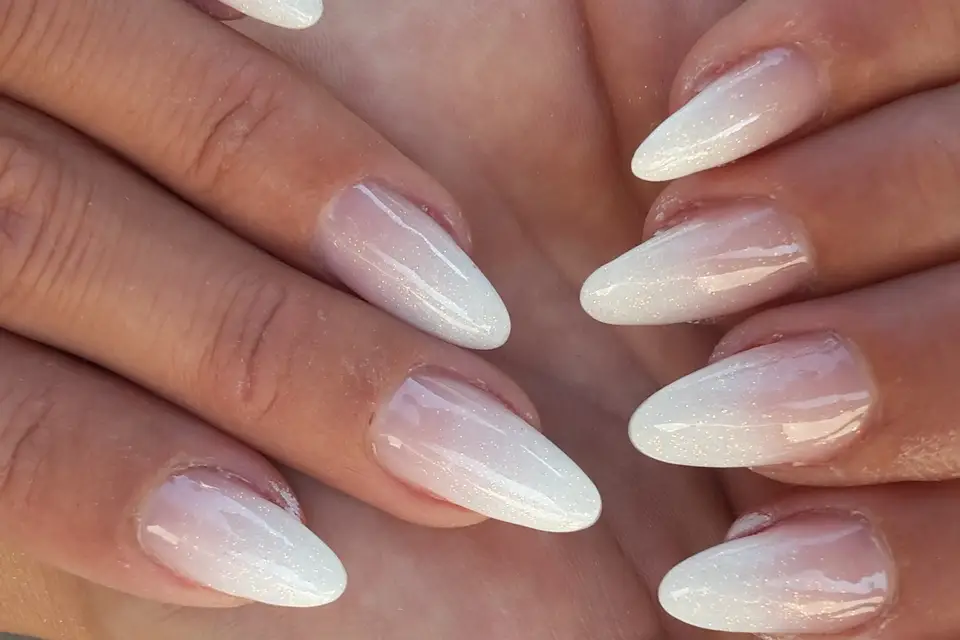 Les Ongles de Julie — photo 2