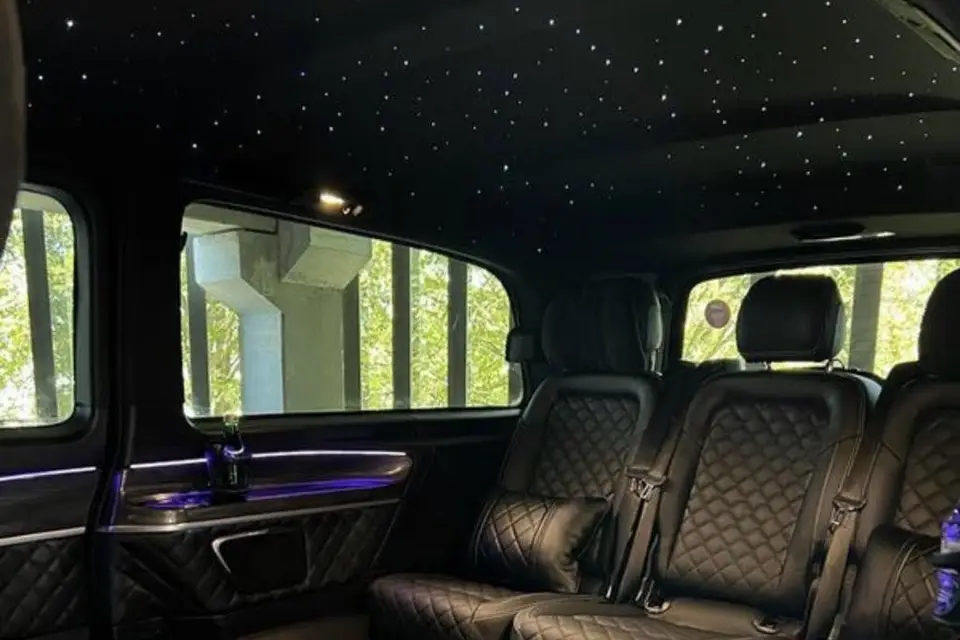 Black Pearl Limousine — photo 6