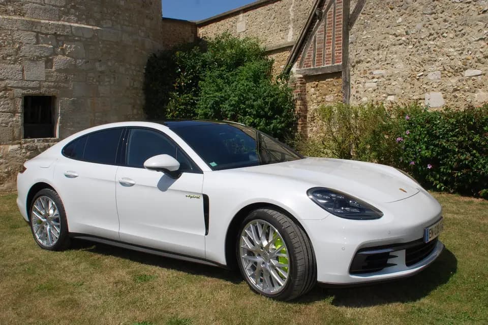 Elite-Location — photo 3