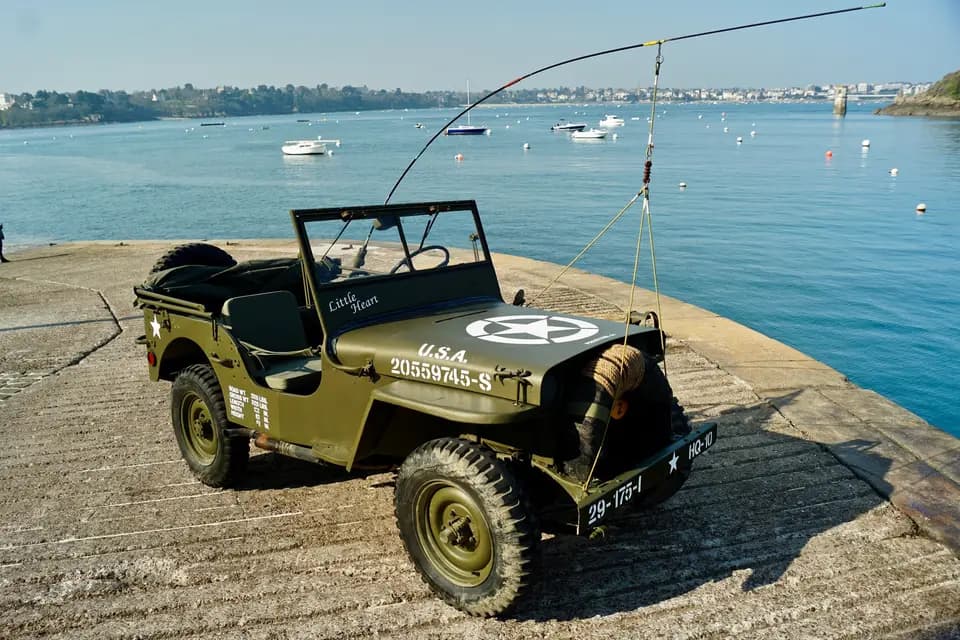 Car Classic Driving — photo 1