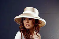 Blanche Abel, Modiste — photo 6