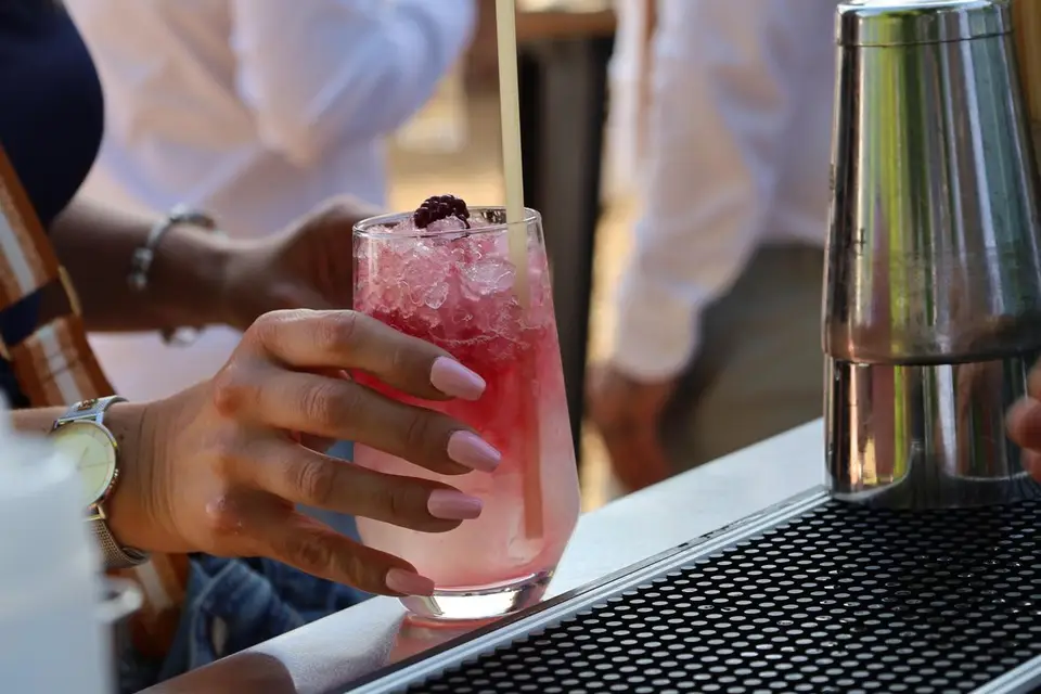 So Bar So Drink — photo 2