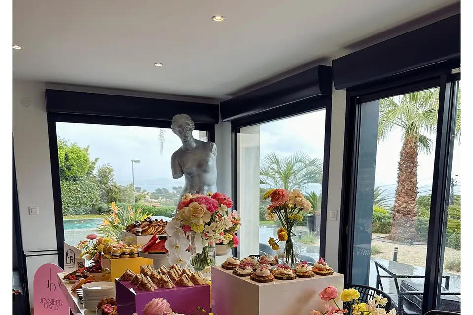 Chix Riviera Buffet — photo 3