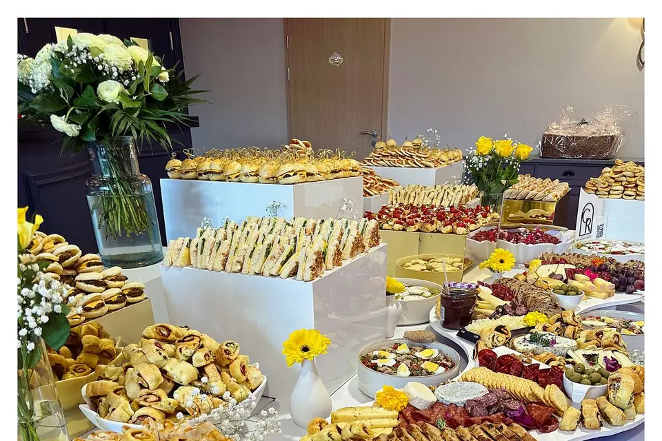 Chix Riviera Buffet — photo 6