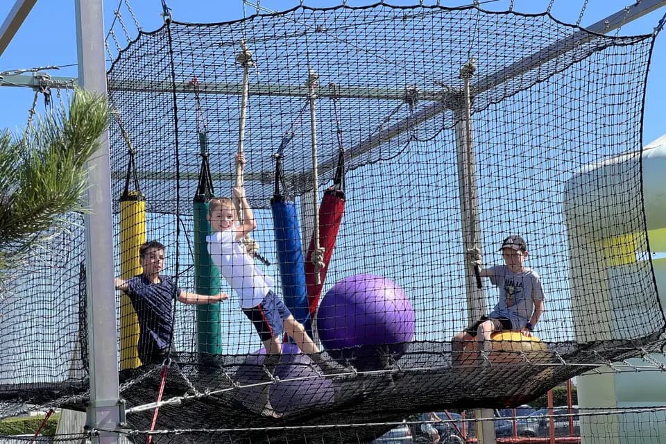 Flower Camping Omaha Beach — photo 6