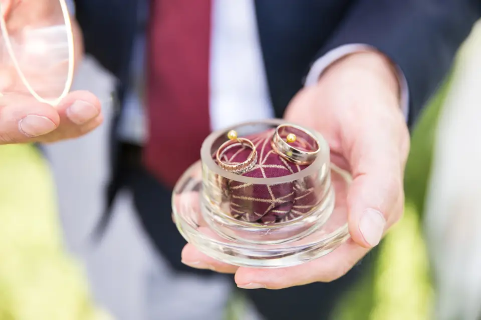 Dentelle et Cravate Noire — photo 3