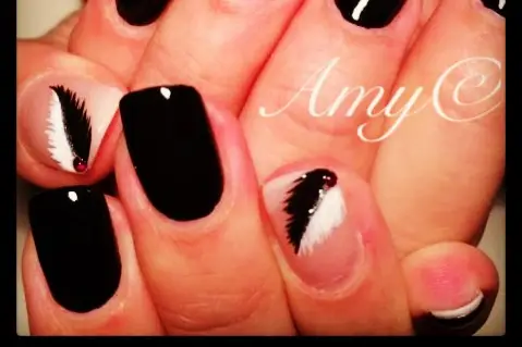 Amy Enails — photo 3