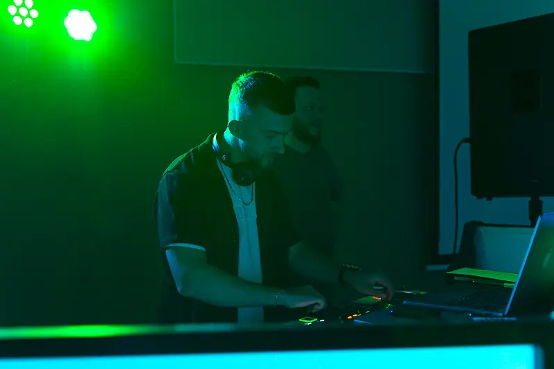 Studio-lasphere — photo 4