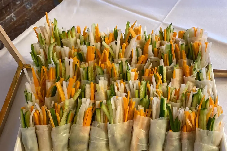 Autour d'un Buffet — photo 4