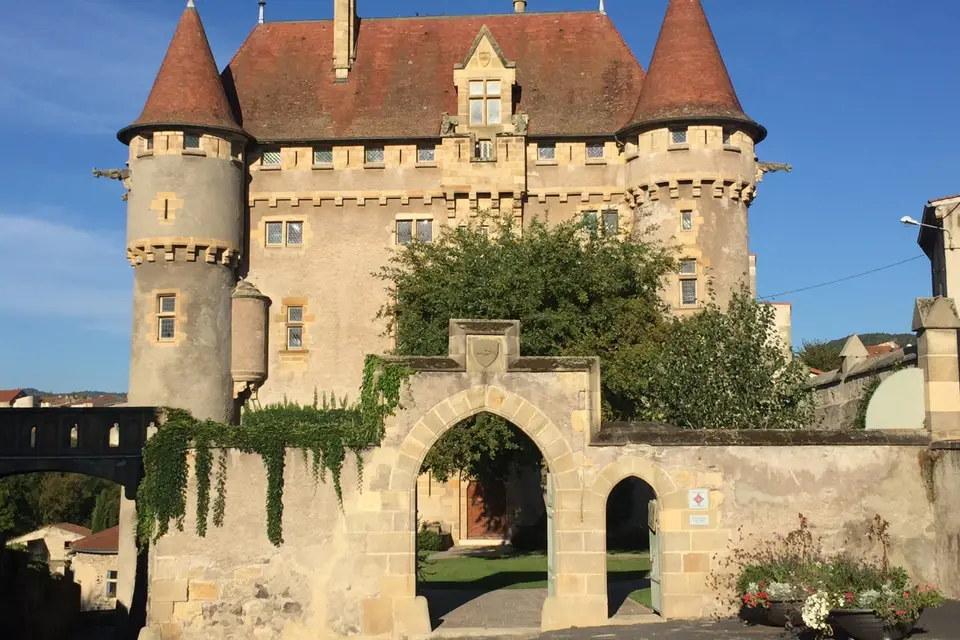 Château de Saint-Amant — photo 1