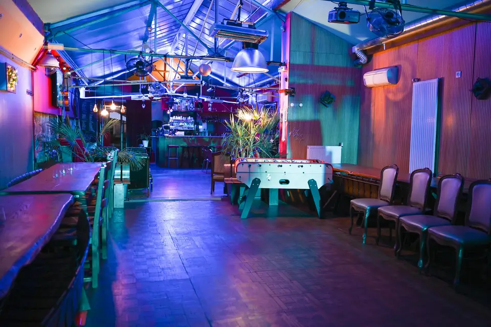 A.venue 58 — photo 1