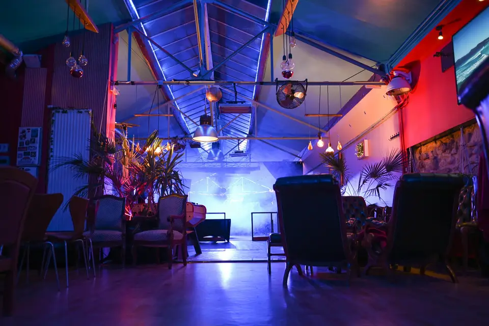 A.venue 58 — photo 8