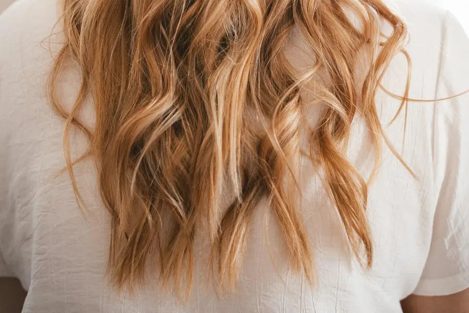 LH Makeup Artist & Hairstylist — photo 2