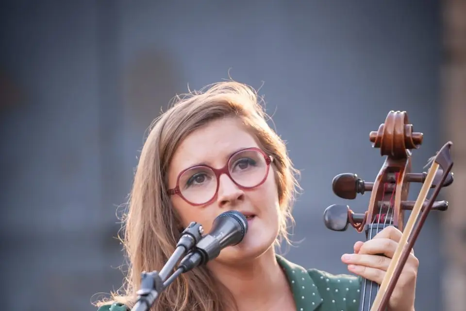 Shiny Music — photo 4