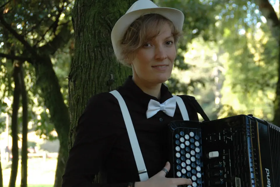 Laura Joan — photo 2