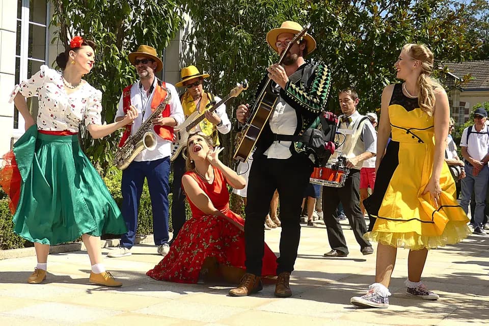 Streetside — photo 1