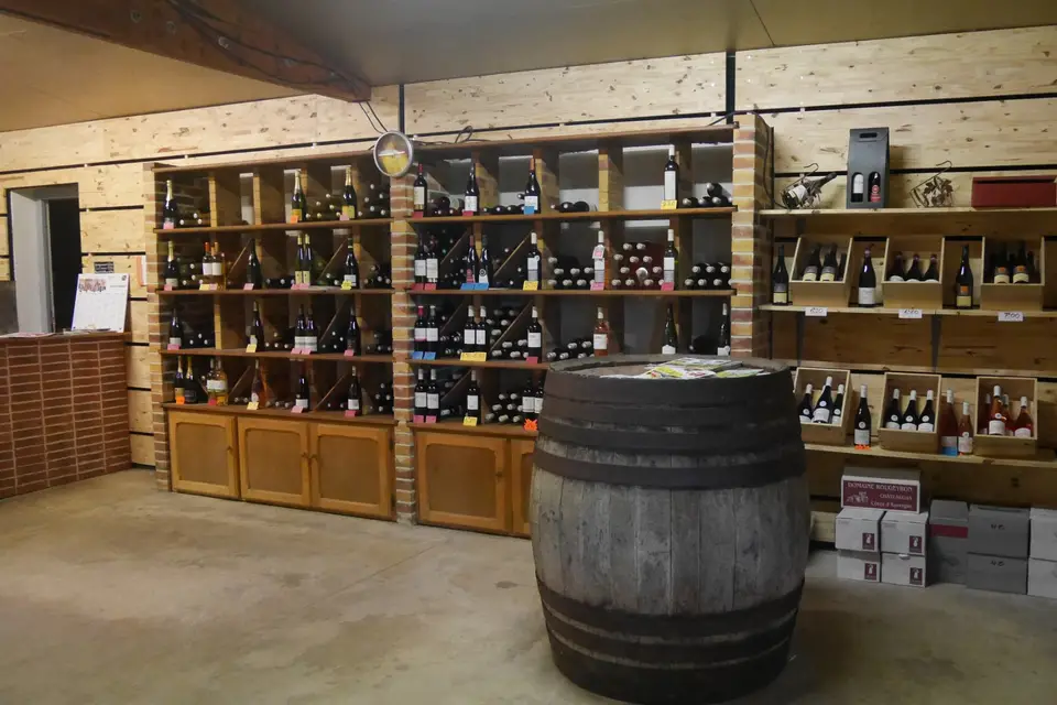 La Cave de Saint-Priest