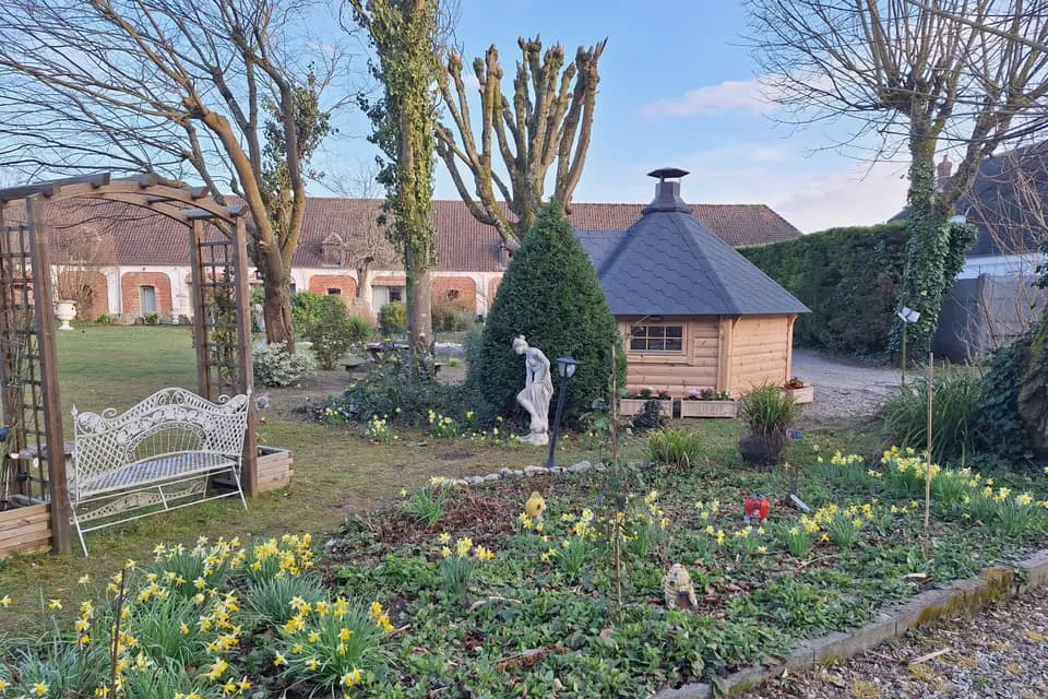 La Cour d'Hortense — photo 1