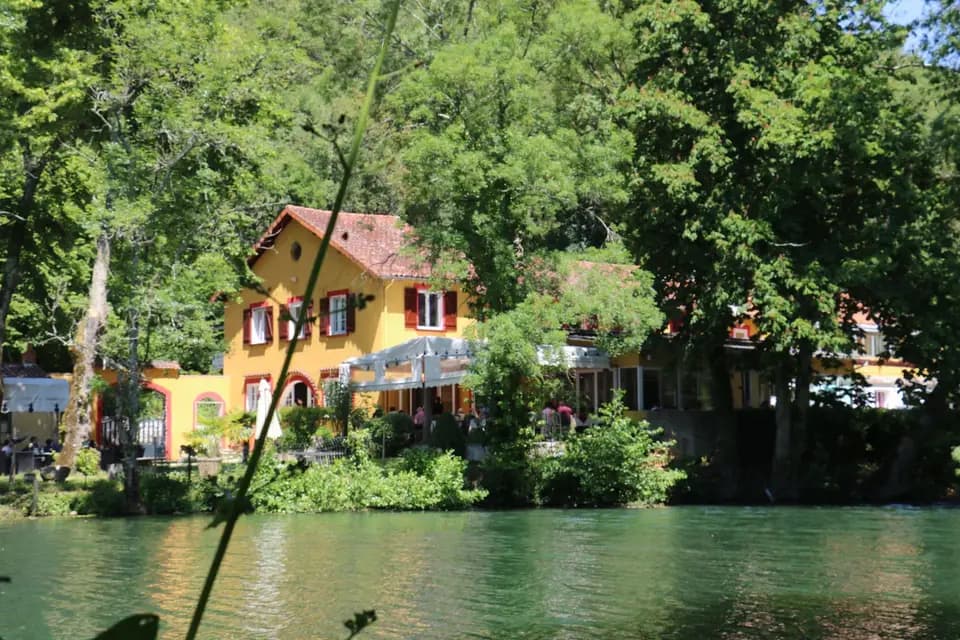 La Belle Aurore — photo 1