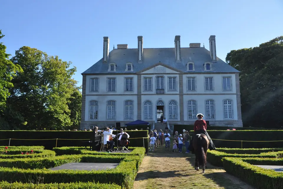 Château de Carneville — photo 1