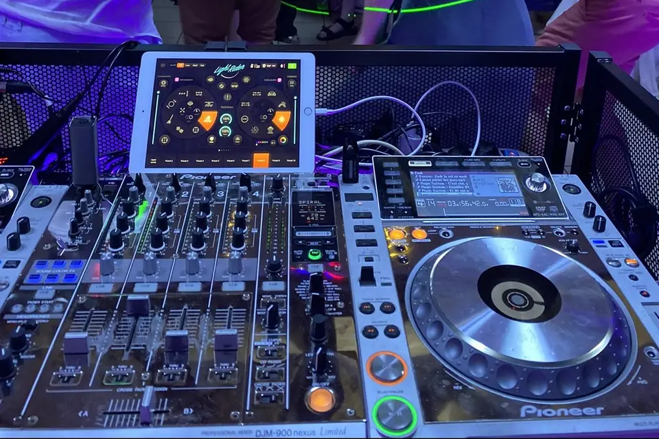 Must Even't — photo 3