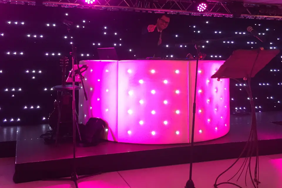 AskUs Agency — photo 2