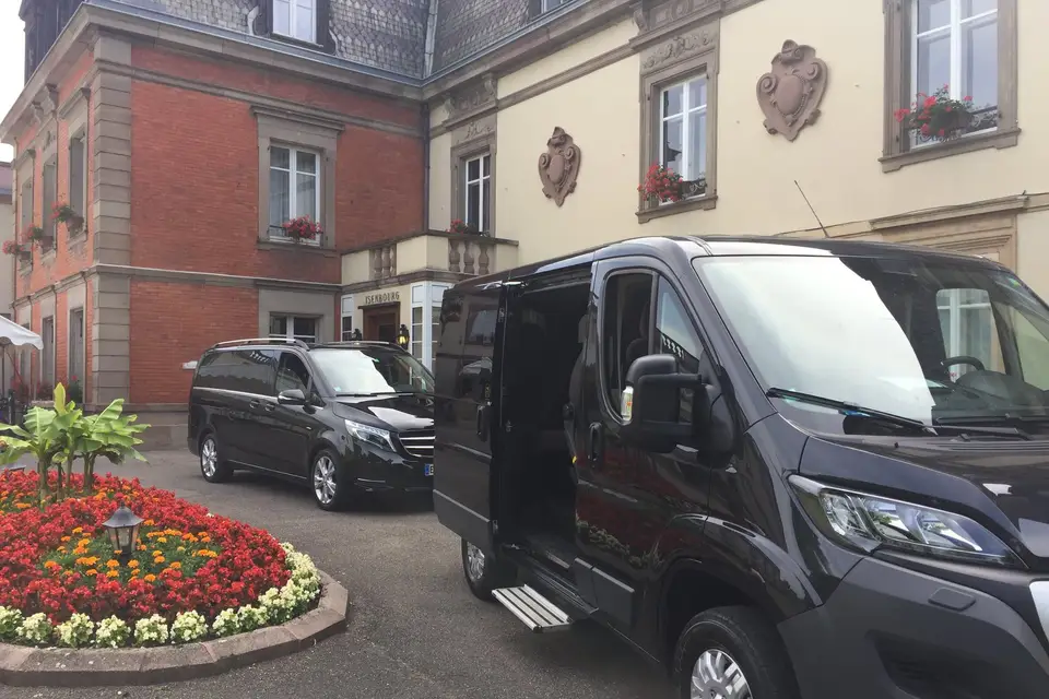 Prestige-Travel-Car — photo 6