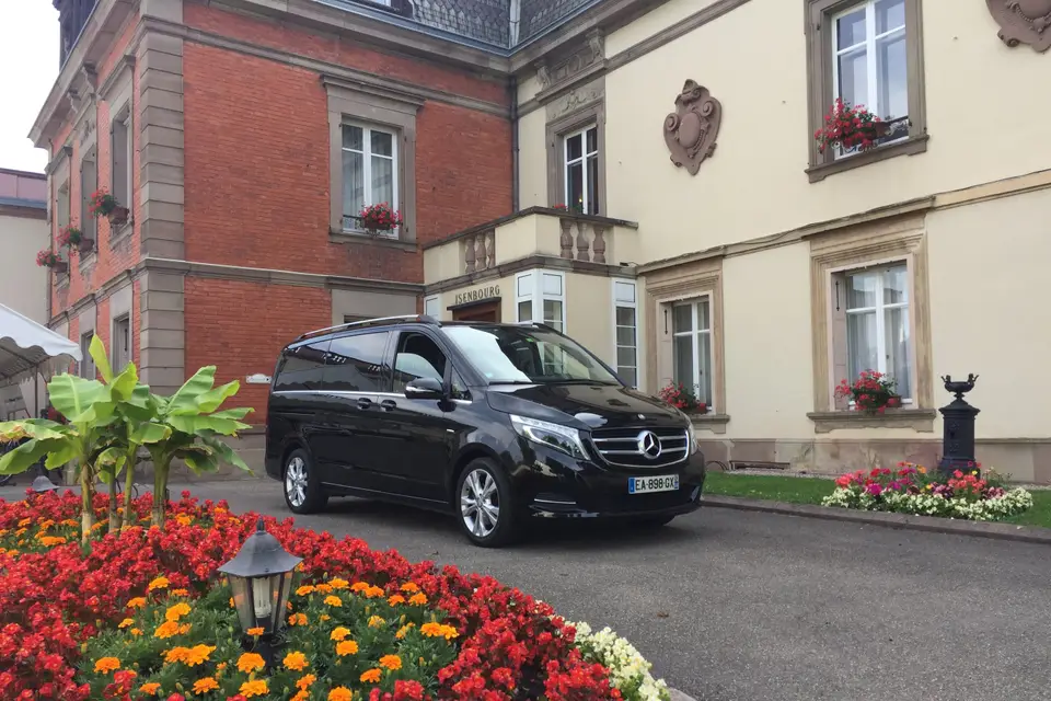 Prestige-Travel-Car — photo 2