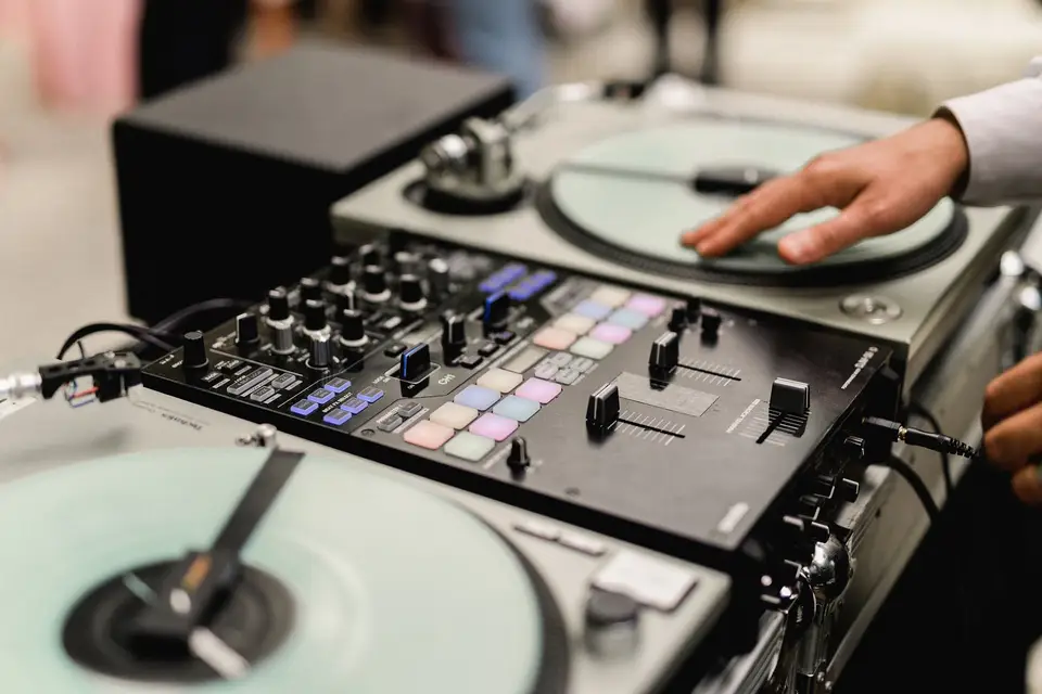 You Nighted — photo 9