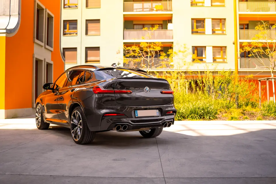 Race Rent — photo 2