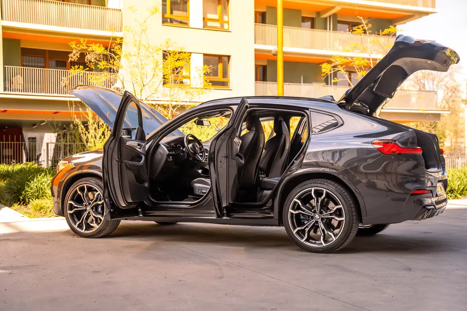 Race Rent — photo 3