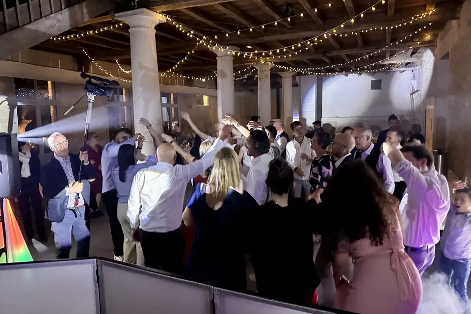 DJ Hok's — photo 1