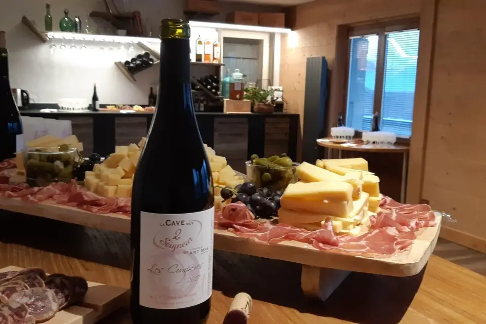 La Cave des 2 Seigneur — photo 8