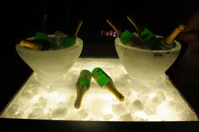 Mederic Seite, sculpteur sur glace