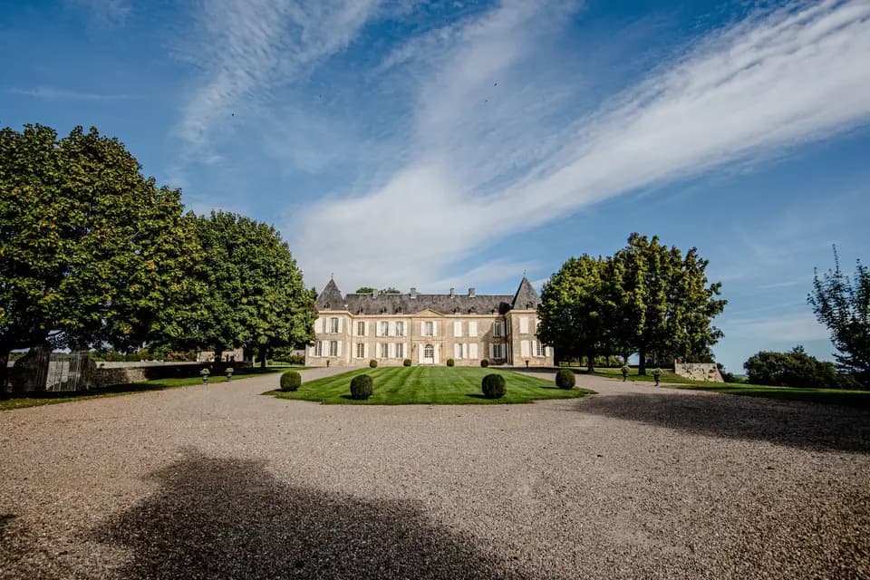 Château de Lacoste — photo 1