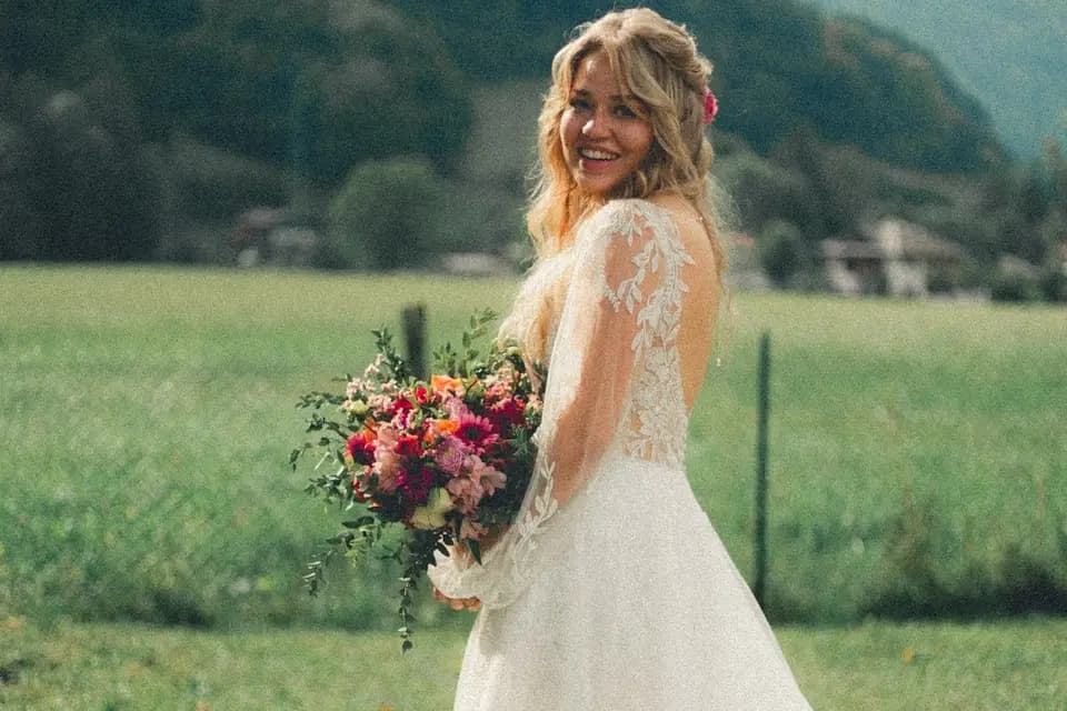 The Pictures by Everly — photo 1