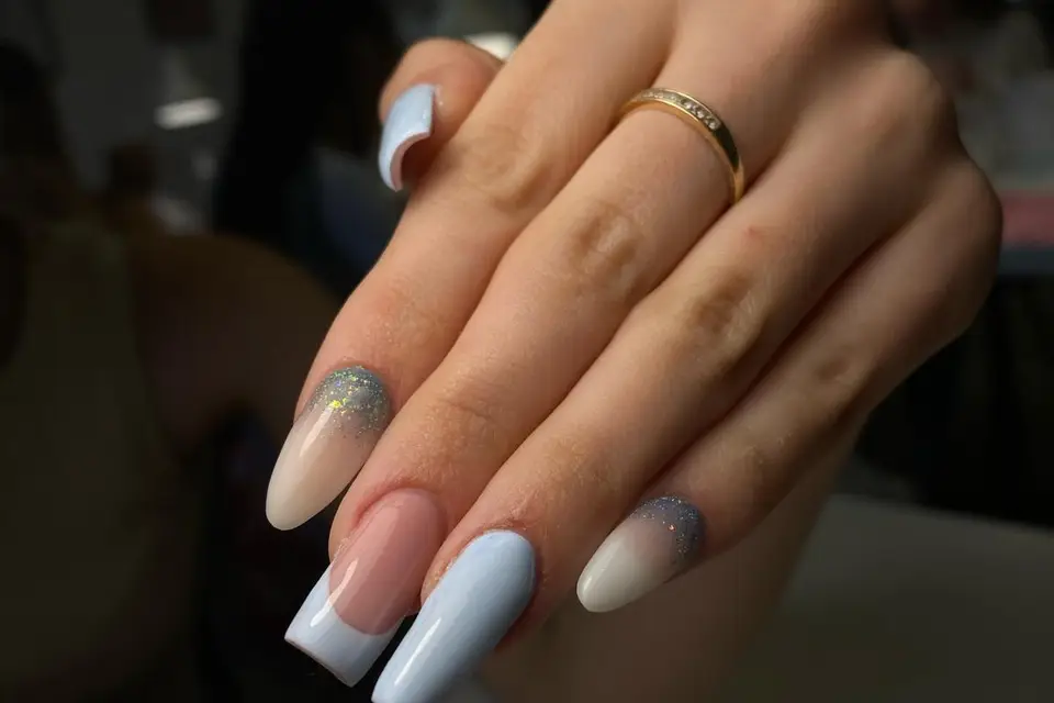 Ladies by J — photo 1