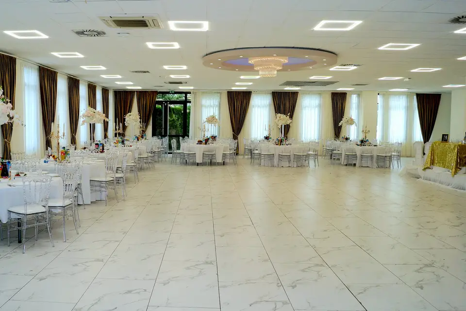 Imperial — photo 2