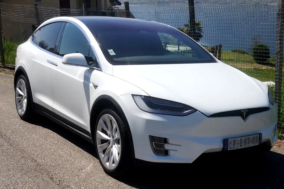 J. David Louez Moi — photo 8