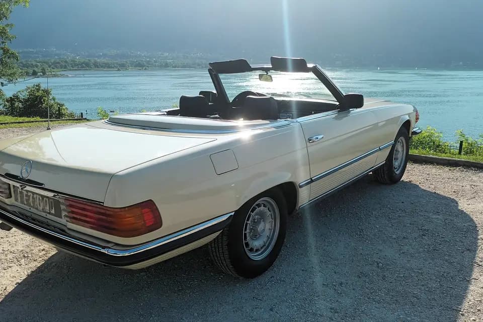 J. David Louez Moi — photo 7