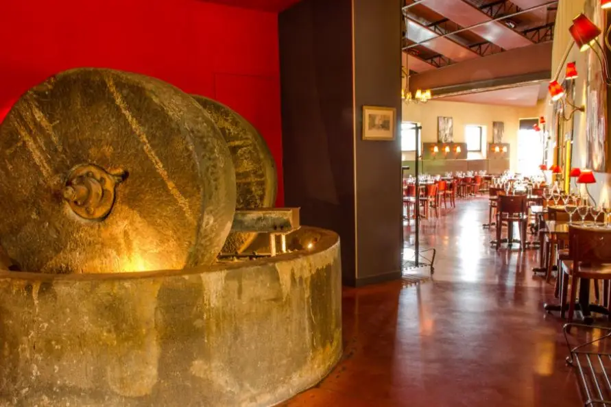 La Raffinerie — photo 4